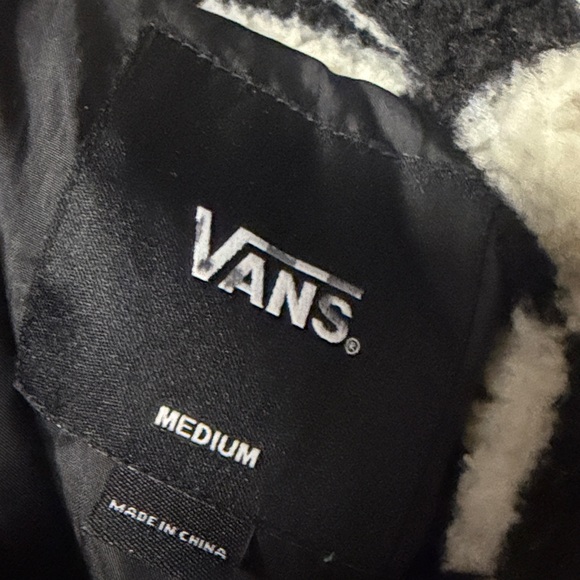 Vans Winterset Sherpa Checkerboard Jacket. - Picture 8 of 8